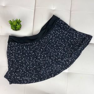 LUCY Black and White Ready Set Go Skort Size XL